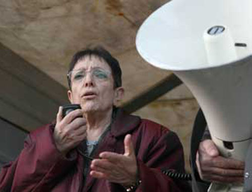 Επίσκεψη στα μπλόκα