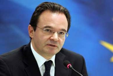 Πληροφορίες δείχνουν εμπλοκή Παπακωνσταντίνου στη λίστα Λαγκάρντ