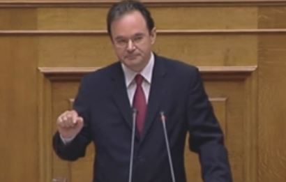 Βολές Παπακωνσταντίνου κατά Βενιζέλου και Διώτη από τη Βουλή