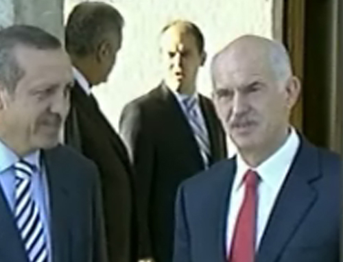 Διεύρυνση της διμερούς συνεργασίας ζήτησε από τον Γ.Παπανδρέου ο Αμπ.Γκιουλ