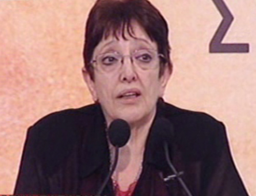 Να μπουν «στην πολιτική μάχη» κάλεσε τους νέους η Αλέκα Παπαρήγα