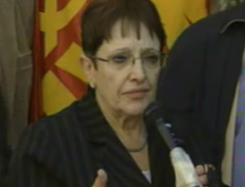 Ο πρωθυπουργός «έβγαλε τη μάσκα, η κάλπη είναι πολιτική», λέει η Αλέκα Παπαρήγα