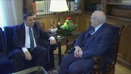 Με αρχαίες ελληνικές ρήσεις η συνάντηση Παπούλια – Καρατζαφέρη