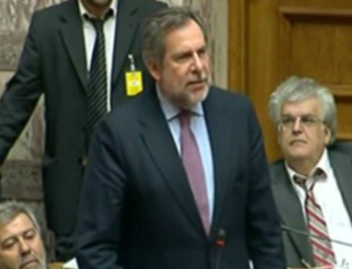 Την παραίτηση Παπουτσή ζητά η ΝΔ, σκληρή απάντηση του υπουργού