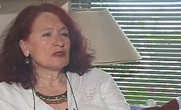 Οι δημιουργοί του «Παραιτηθείτε»