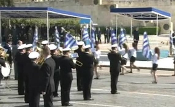 Υπό δρακόντεια μέτρα ασφαλείας η μαθητική παρέλαση για την 25η Μαρτίου