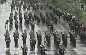 Πολιτική «κόντρα» για την πρόσκληση της ΧΑ στην παρέλαση