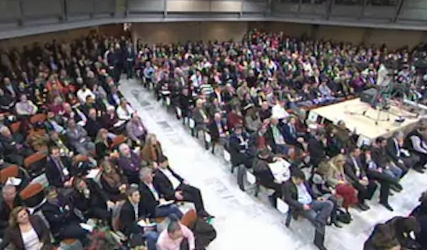 Στις κάλπες προσέρχονται την Κυριακή μέλη και φίλοι του ΠΑΣΟΚ