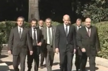 Εν αναμονή αποφάσεων Παπανδρέου στο ΠΑΣΟΚ