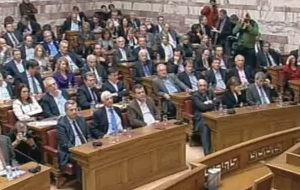 Στελέχη του ΠΑΣΟΚ ζητούν πρωτοβουλίες από τον Παπανδρέου