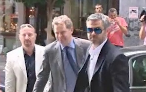 Πιέζει η τρόικα για μεγαλύτερες περικοπές σε Υγεία και Αμυνα