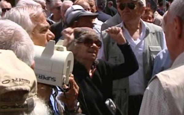 Νέες περικοπές στις συντάξεις