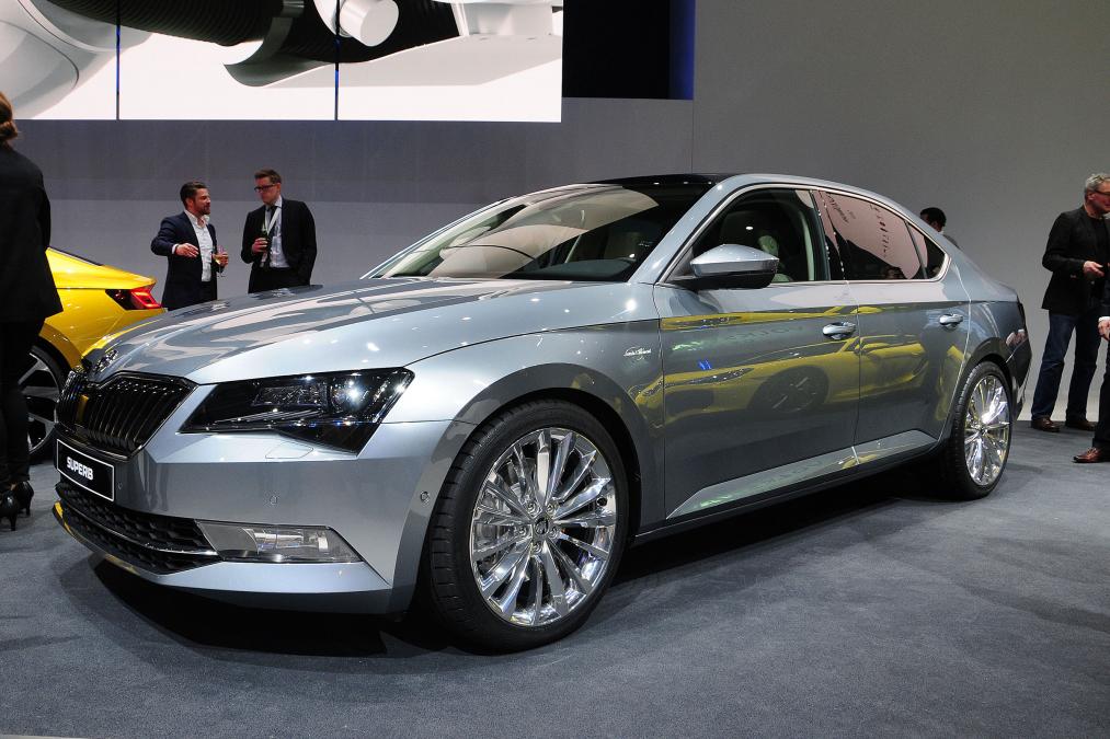 To Skoda Superb στην 85η Διεθνή Έκθεση της Γενεύης