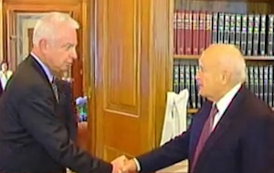 Στον Κάρολο Παπούλια ο Παναγιώτης Πικραμμένος