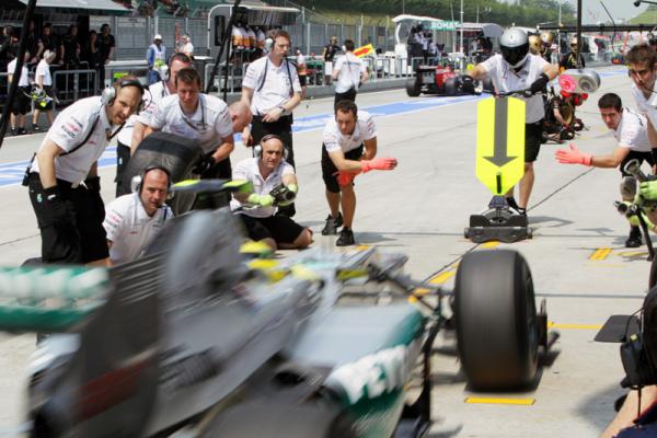 F1 2012: Ένας γύρος στο σιρκουί της Σαγκάης