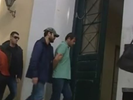 Ο «πιστολέρο» οδηγήθηκε στον ανακριτή για τις υπόλοιπες 4 ένοπλες επιθέσεις