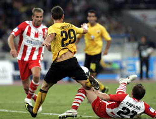 ΑΕΚ – Ολυμπιακός και Αρης – ΠΑΟΚ κρίνουν τις τρεις θέσεις στα πλέι οφ