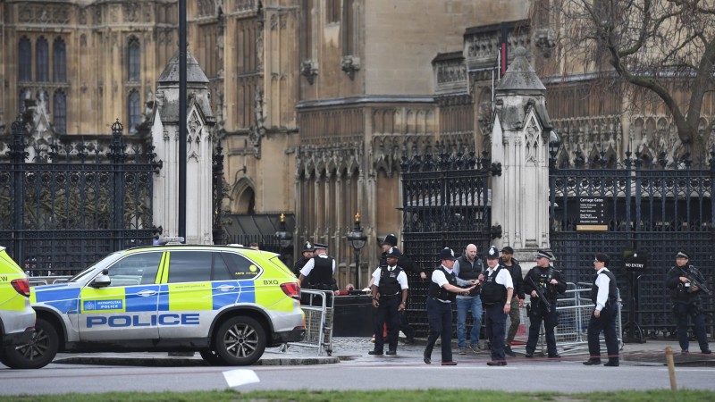 Λονδίνο: Σύλληψη υπόπτου άνδρα στο Κοινοβούλιο