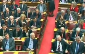 «Αναταράξεις» για τη συμμετοχή ή μη πολιτικών προσώπων στη νέα κυβέρνηση