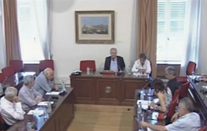 «Δοκιμασία» για τη κυβέρνηση το σκληρό πακέτο μέτρων