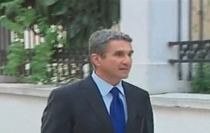 Αντιδράσεις των κομμάτων για τις δηλώσεις Λοβέρδου