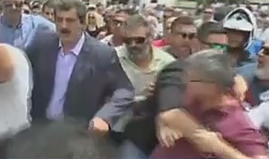 Έντονες αποδοκιμασίες κατά Πολάκη στην Ιεράπετρα