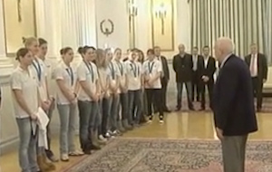 Ο Κ.Παπούλιας υποδέχτηκε τα «χρυσά» κορίτσια του πόλο