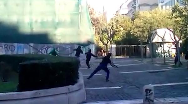 Ένταση στην πορεία για τον Αλέξη στην Αθήνα