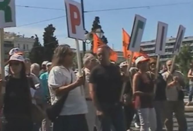 Συλλαλητήρια κατά της διαθεσιμότητας σε όλη τη χώρα