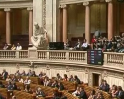 Μισό δώρο Χριστουγέννων θα λάβουν οι Πορτογάλοι