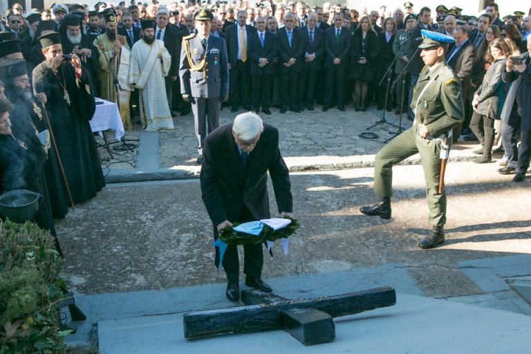 Ηχηρό μήνυμα Παυλόπουλου για τη σφαγή των Καλαβρύτων: «Δεν ξεχνάμε, ποτέ ξανά»