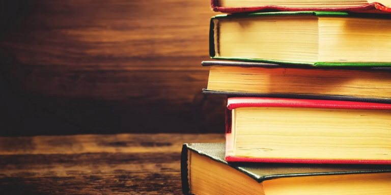 Τρία ελληνικά και τρία ξένα μυθιστορήματα για τις γιορτές