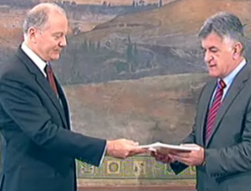 «Βουτιά» 4,5% για την ελληνική οικονομία το 2010