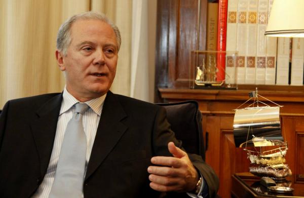 «Βόμβες» Προβόπουλου για ύφεση, ανεργία, μισθούς και συντάξεις