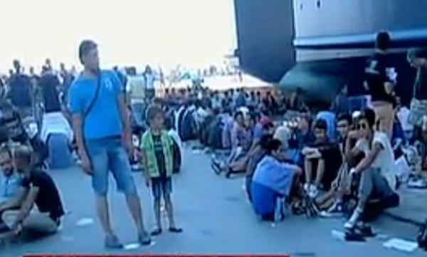 SOS εκπέμπει η Μυτιλήνη για τα καραβάνια των μεταναστών