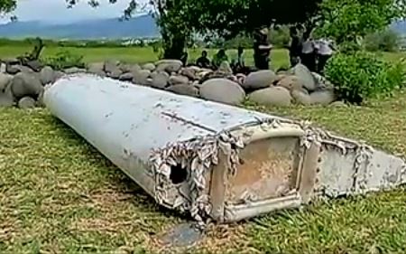 Τα πιθανά σενάρια της χαμένης πτήσης ΜΗ370