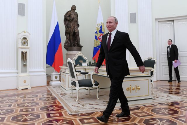 Ο Πούτιν έσπευσε στο σημείο της φονικής έκρηξης στο Μαγνιτοκόρσκ