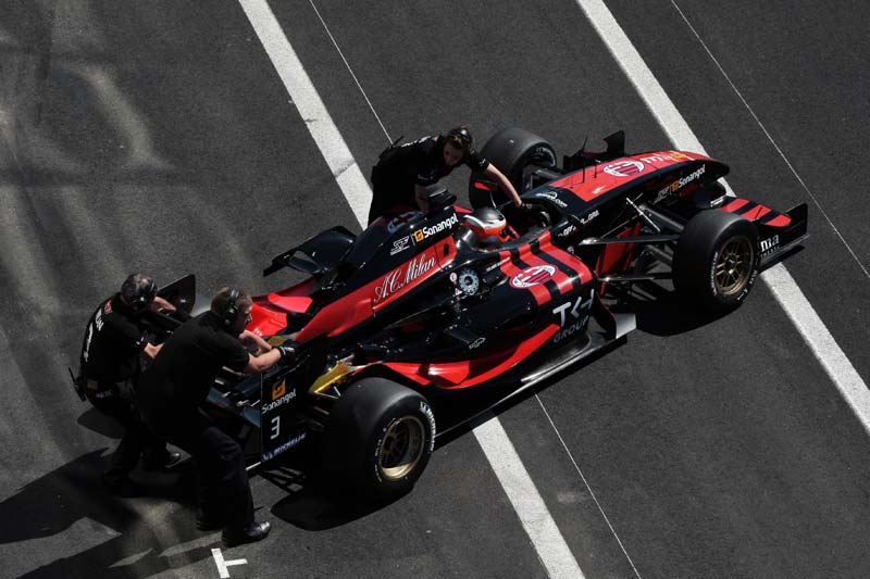 Superleague Formula, Magny Cours: Πρώτος αγώνας
