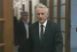 Στήριξη Παπανδρέου σε Γ.Ραγκούση για τους χειρισμούς στο θέμα των ταξί