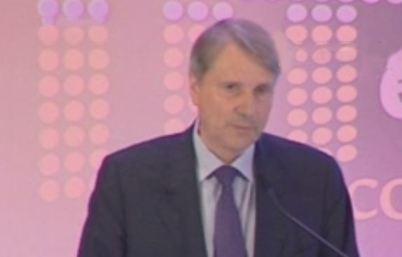 Χ.Ράιχενμπαχ: Μείωση του εργασιακού κόστους υπέρ της ανταγωνιστικότητας