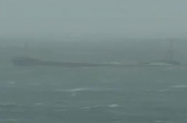 Σώοι οι ναυτικοί του φορτηγού πλοίου «Mare»