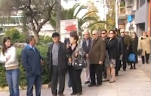 Ταλαιπωρία για να πληρώσουν το «χαράτσι» στη ΔΕΗ