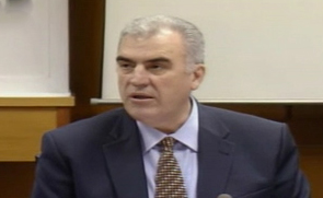 Αιχμές κατά συναδέλφων του για την εφεδρεία από τον Δ.Ρέππα