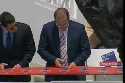 Άνοιξε το εκπτωτικό χωριό της McArthurGlen