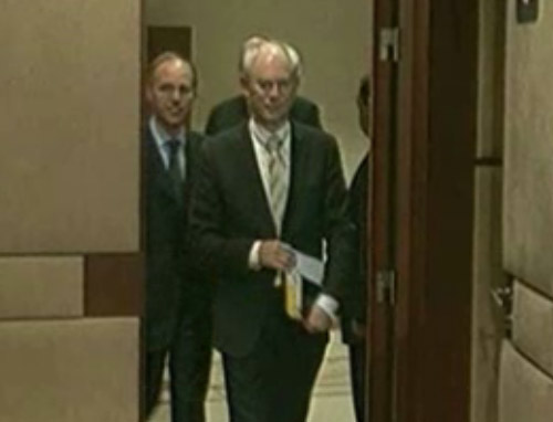 «Η καταιγίδα δεν έχει περάσει ακόμη» δήλωσε ο Χ.βαν Ρομπάι