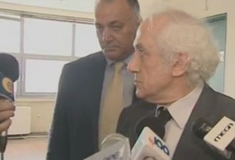 Αντ.Ρουπακιώτης: Ας αποφασίσουν οι τρεις αρχηγοί για τα 11,5 δις