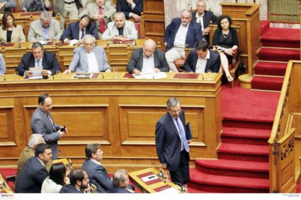 Σαμαράς: Η πρόταση για δημοψήφισμα σέρνει την Ελλάδα έξω από το ευρώ