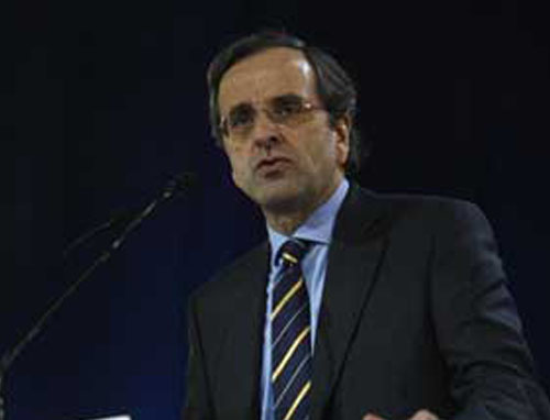 Καταγγελίες και αυτοκριτική