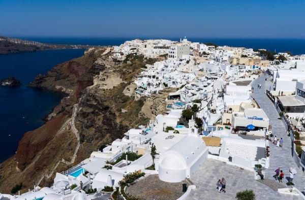 Handelsblatt: Σε ποια τουριστικά ακίνητα στρέφονται οι επενδυτές