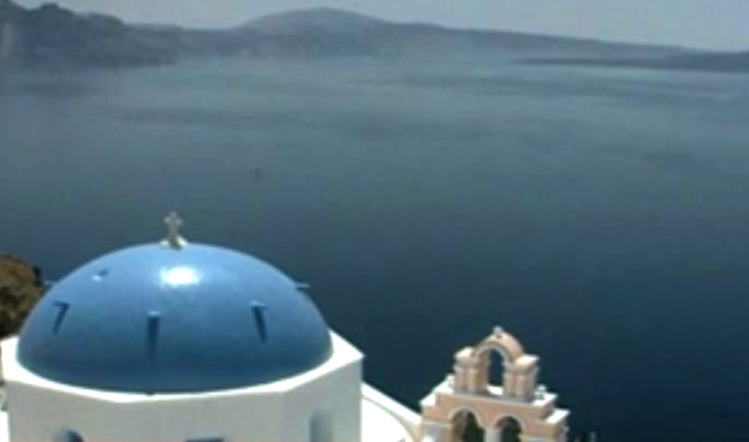 Επανέρχεται σταδιακά το ηλεκτρικό ρεύμα στη Σαντορίνη